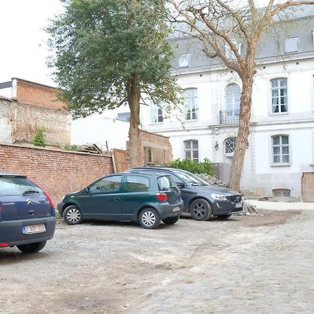 La Maison De La Duchesse De La Valliere - Chambre Rosaline - Parking Prive Gratuit Mons Dış mekan fotoğraf