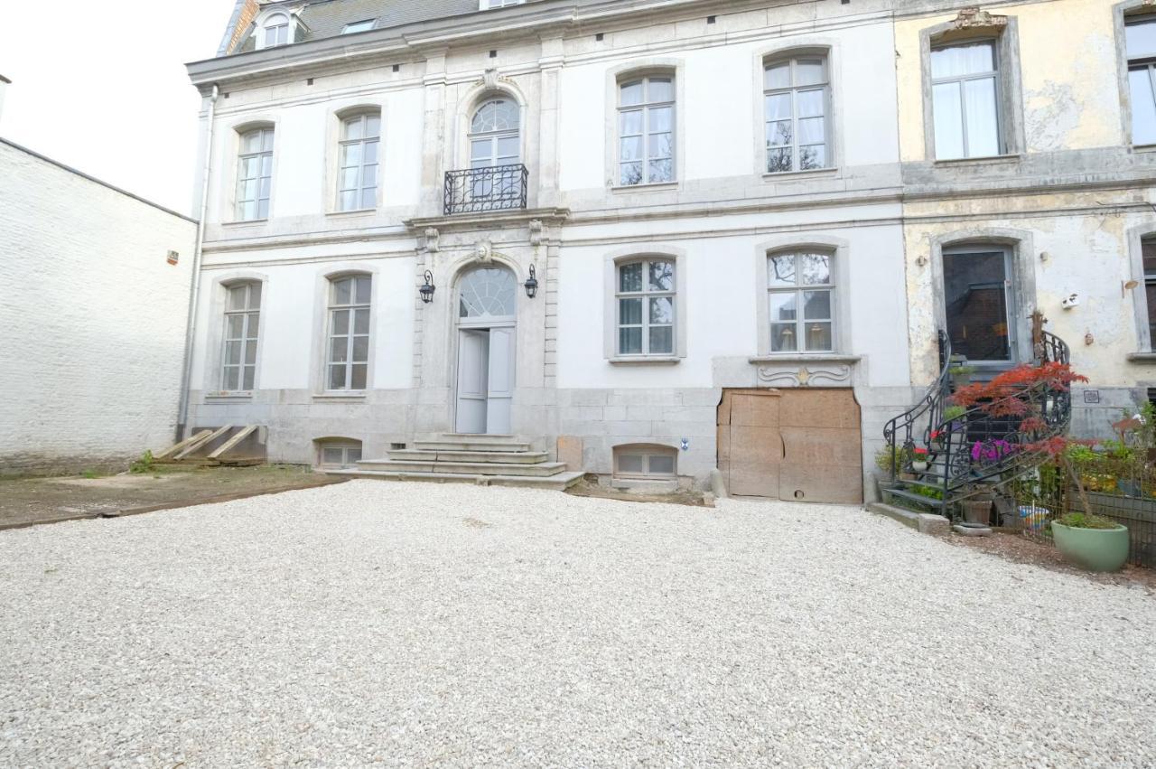 La Maison De La Duchesse De La Valliere - Chambre Rosaline - Parking Prive Gratuit Mons Dış mekan fotoğraf